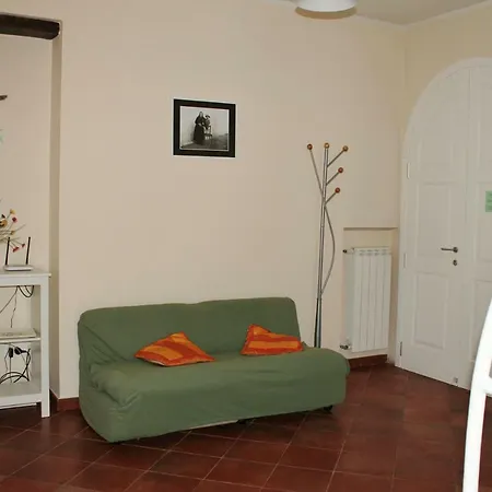 アパート Palazzo Croce ロッカ・サン・ジョヴァンニ