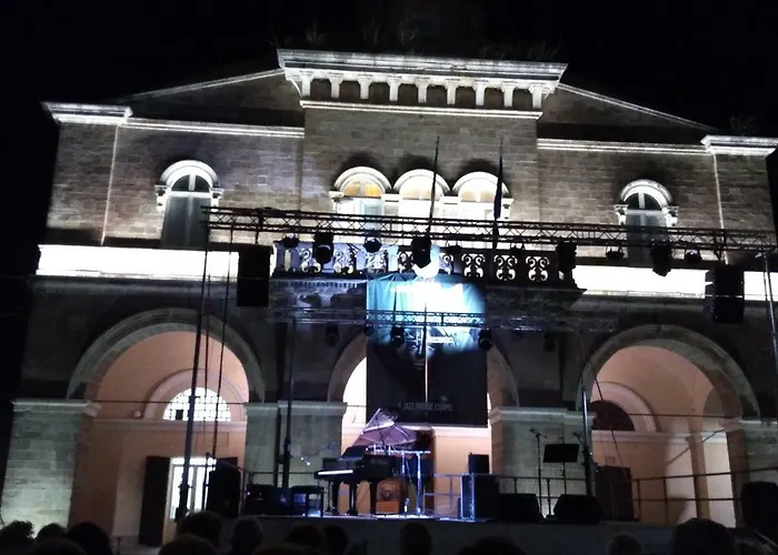 Апартаменты Palazzo Croce Рокка-Сан-Джованни